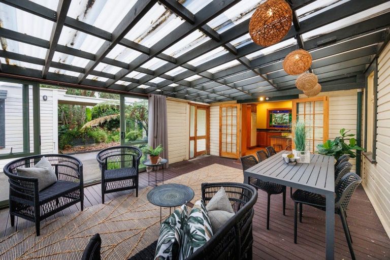 Photo of property in 4 Regent Street, Palmerston North, 4414