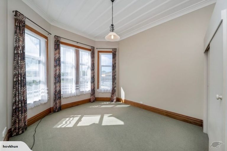 Photo of property in 105 Victoria Street, Hawera, 4610