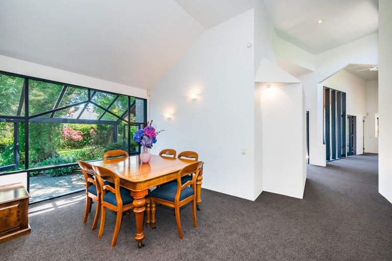 Photo of property in 11 Walnut Grove, Waikanae, 5036