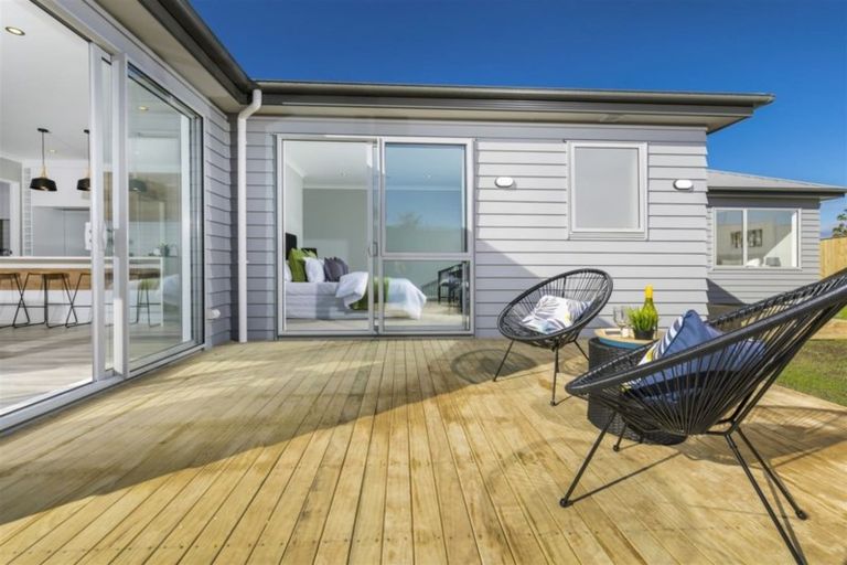 Photo of property in 3 Gemscott Crescent, Huapai, Kumeu, 0810