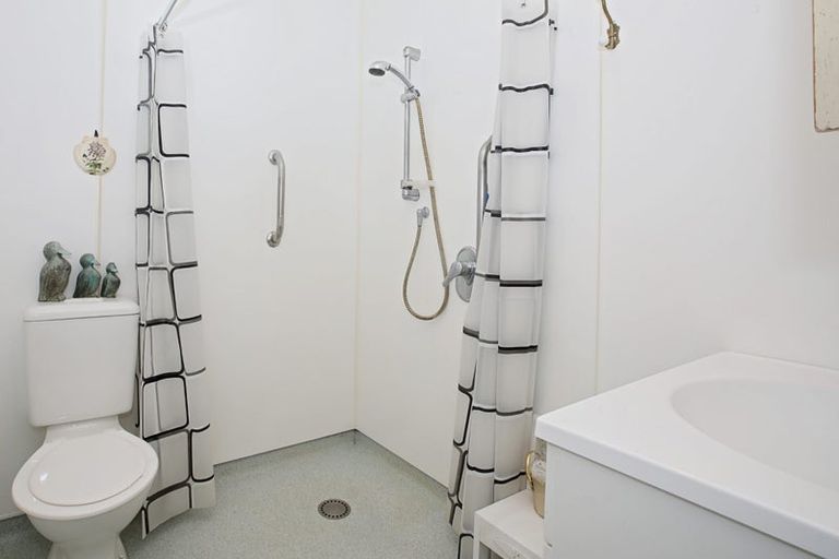 Photo of property in 123 Walker Street, Riverton/aparima, Riverton, 9822