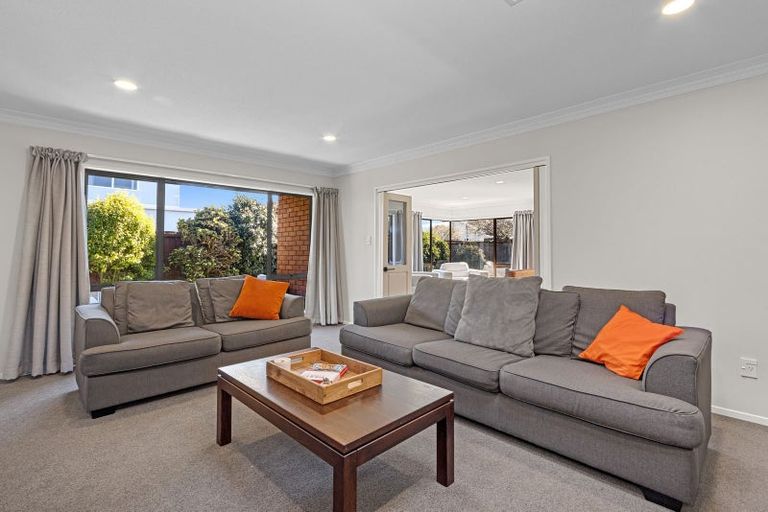 Photo of property in 78 Regency Crescent, Redwood, Christchurch, 8051