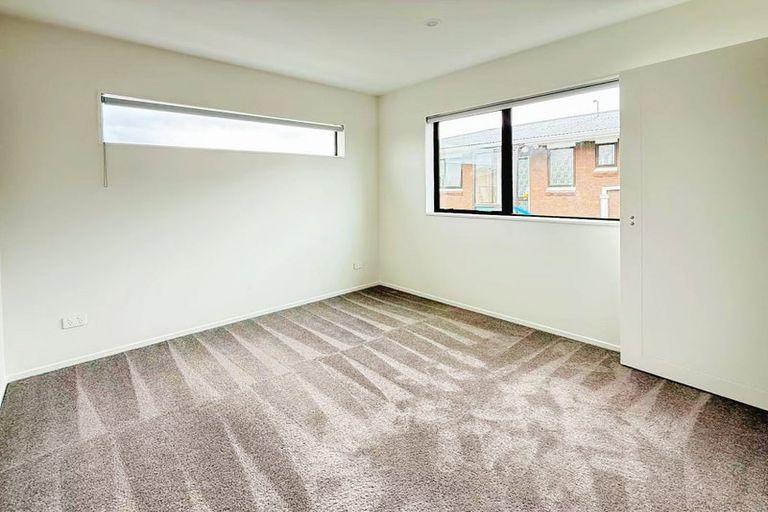 Photo of property in 18a Arrow Road, Forrest Hill, Auckland, 0620