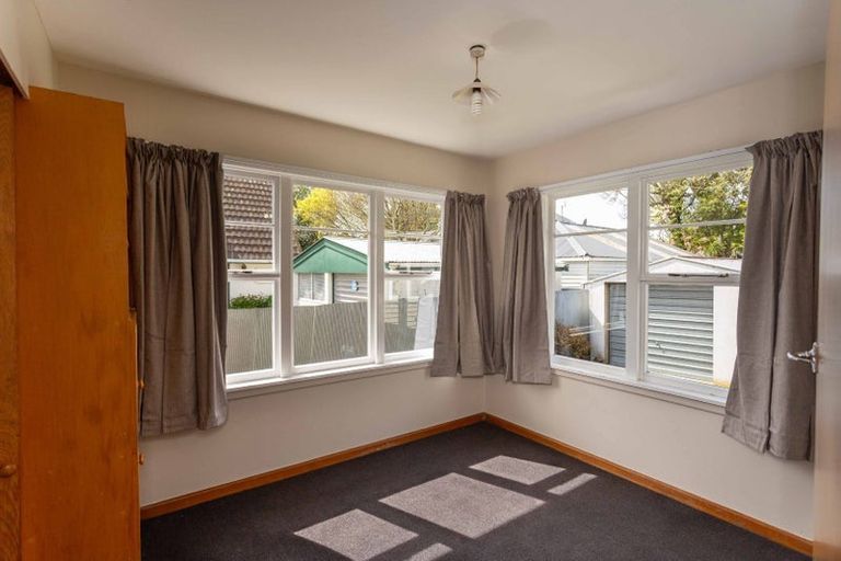 Photo of property in 83 Middleton Road, Upper Riccarton, Christchurch, 8041