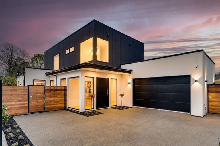 Photo of property in 12c Memorial Avenue, Ilam, Christchurch, 8053