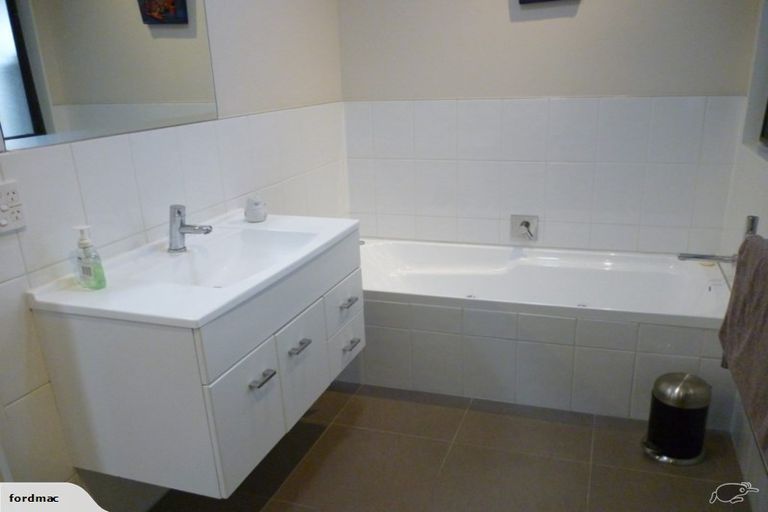 Photo of property in 128a Mellons Bay Road, Mellons Bay, Auckland, 2014