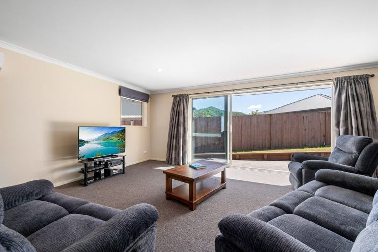Photo of property in 23 Admiralty Place, Waikawa, Picton, 7220