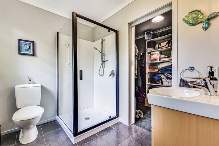 Photo of property in 11 Stewart Place, Melville, Hamilton, 3206