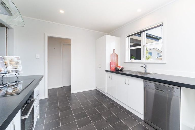 Photo of property in 49 College Street, Awapuni, Palmerston North, 4412