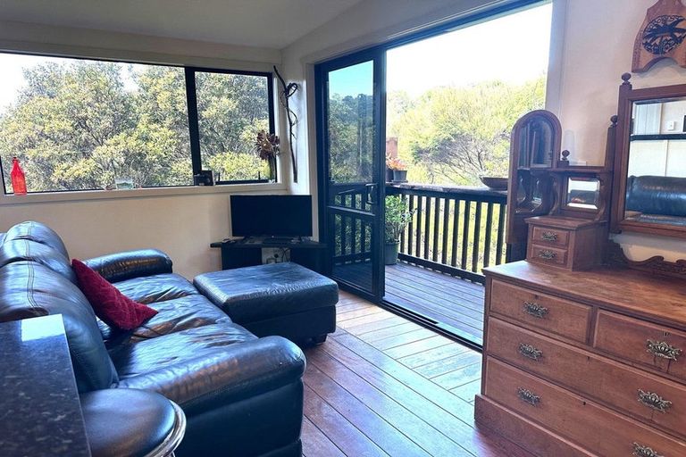 Photo of property in 10 Ward Drive, Opua, 0200