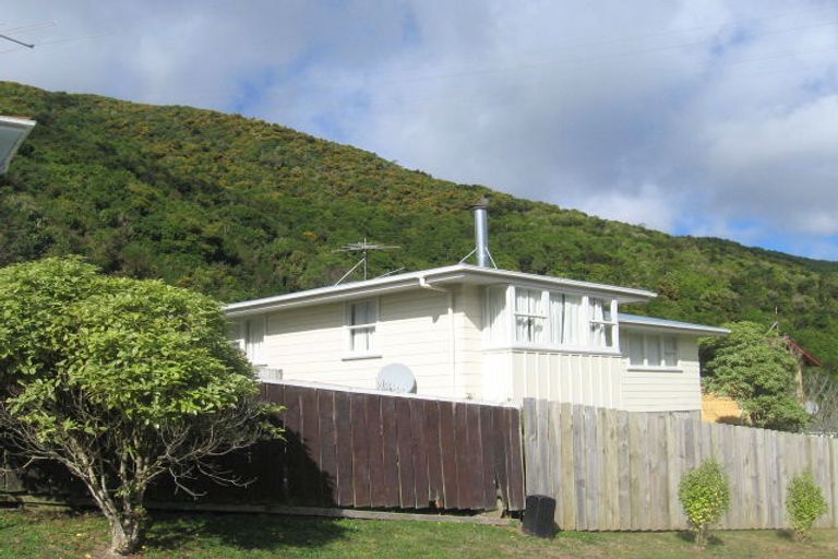 Photo of property in 89 Hazlewood Avenue, Karori, Wellington, 6012