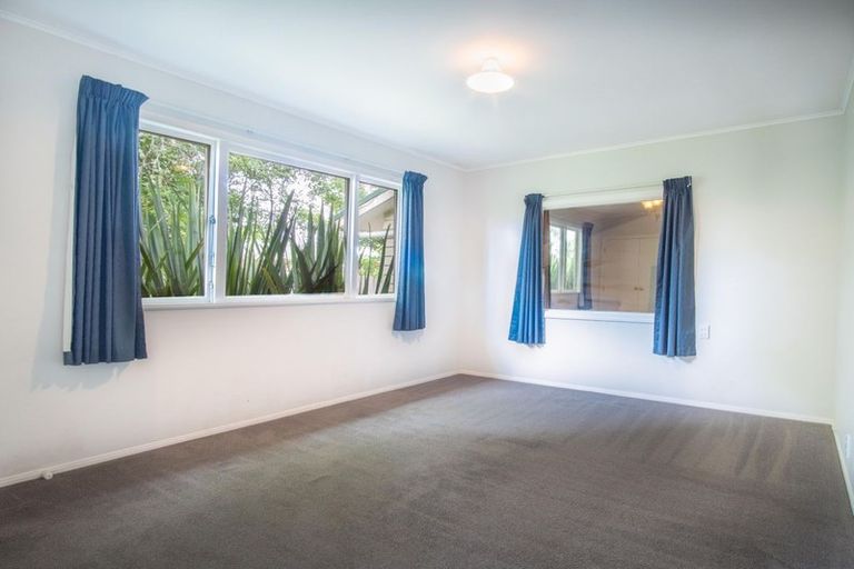Photo of property in 4 Resolute Way, Papakura, 2110