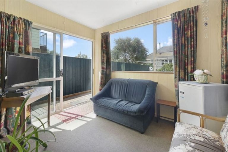 Photo of property in 143 Pine Avenue, South New Brighton, Christchurch, 8062