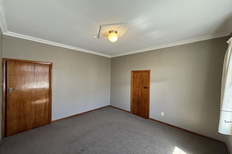 Photo of property in 31 Disraeli Street, Hawera, 4610