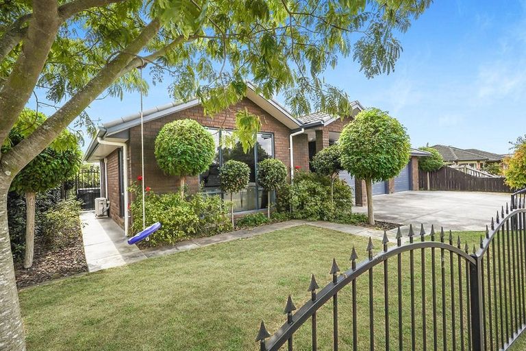 Photo of property in 20 Magellan Rise, Flagstaff, Hamilton, 3210