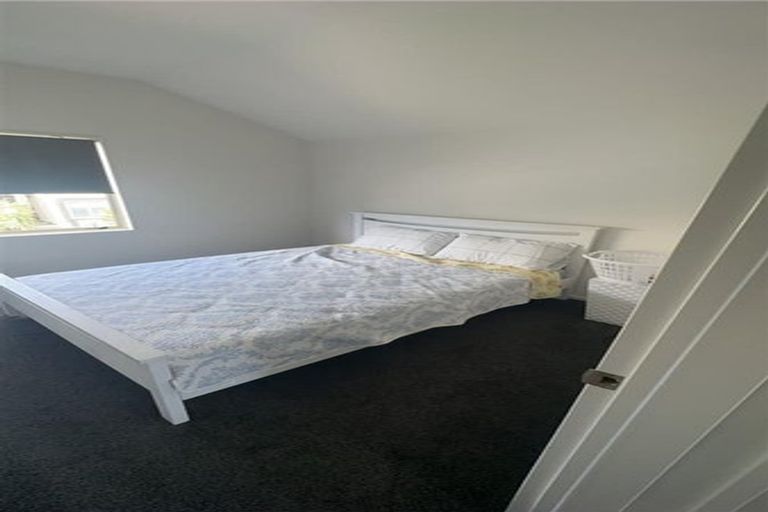 Photo of property in 20 Kirikiri Lane, East Tamaki, Auckland, 2013