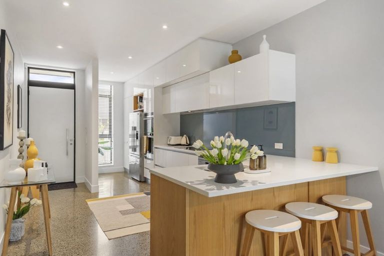 Photo of property in 16 Hastings Street, Hobsonville, Auckland, 0616