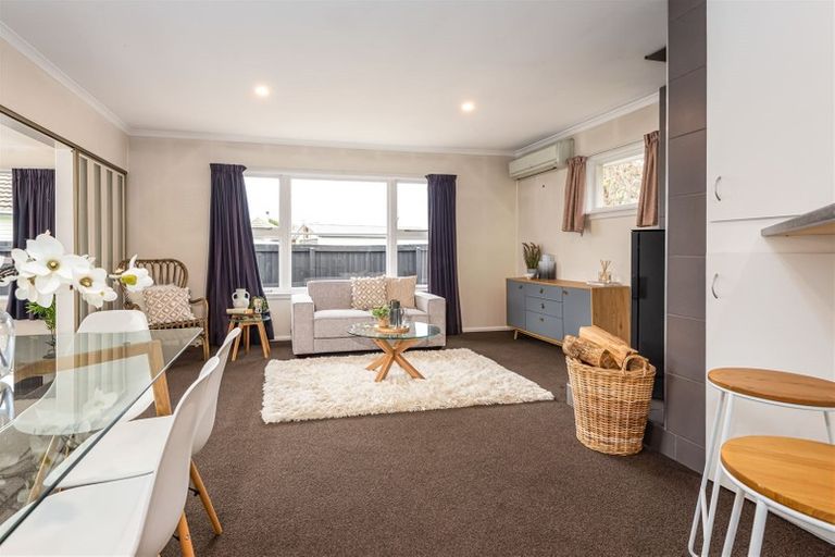 Photo of property in 23 Mappleton Avenue, Burnside, Christchurch, 8053
