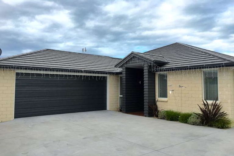 Photo of property in 19 Oakwood Way, Papamoa Beach, Papamoa, 3118