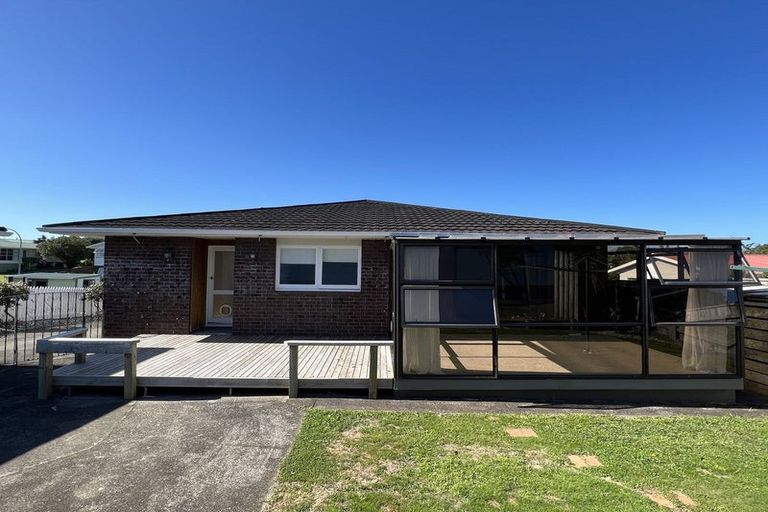 Photo of property in 7 Oleander Place, Bell Block, New Plymouth, 4312