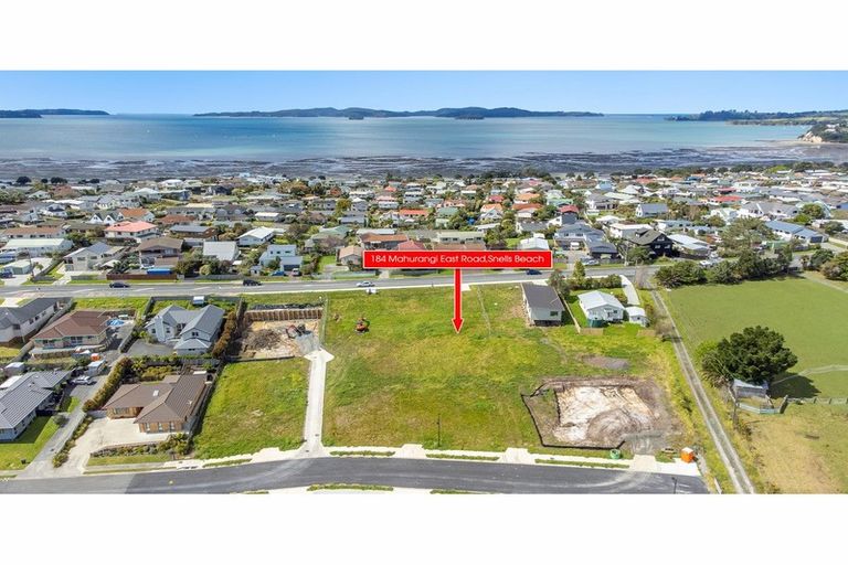 Photo of property in 184 Mahurangi East Road, Snells Beach, 0920