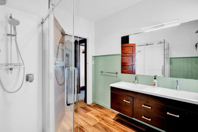 Photo of property in 21 Dives Avenue, Hawera, 4610