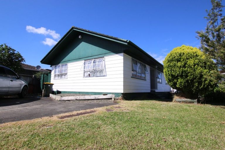 Photo of property in 61 Alabaster Drive, Papatoetoe, Auckland, 2025