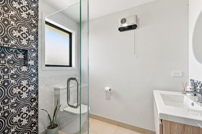 Photo of property in 52 Lakeland Avenue, Twizel, 7901
