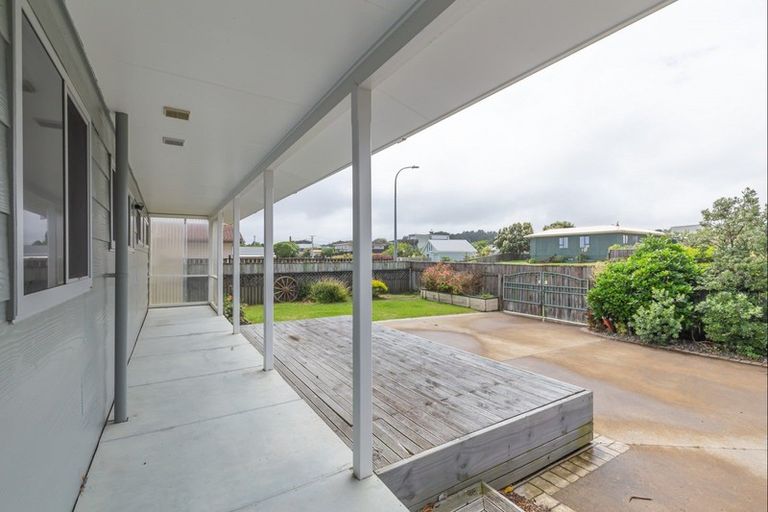 Photo of property in 63 Kahukura Avenue, Waitarere Beach, Levin, 5510