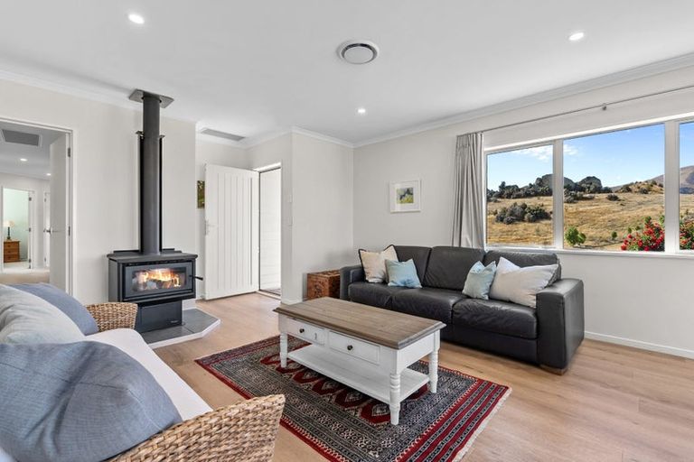 Photo of property in 8b Queensberry Terrace, Queensberry, Cromwell, 9383