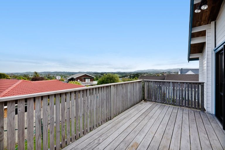 Photo of property in 22 Palomino Drive, Henderson, Auckland, 0612