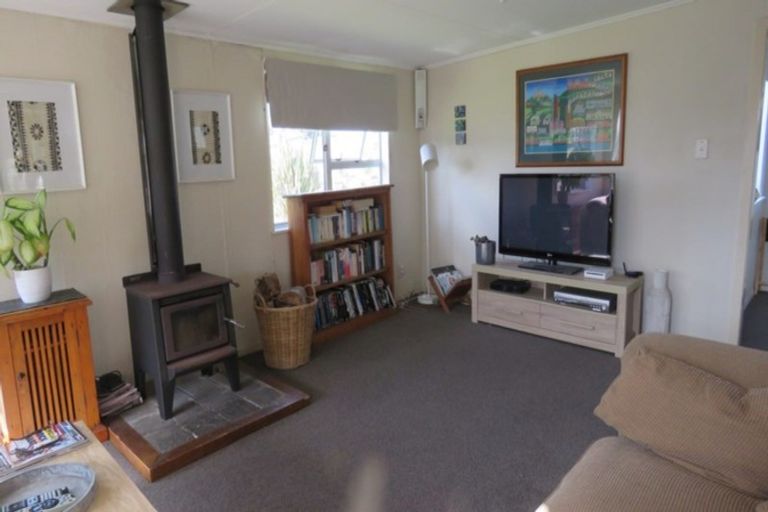 Photo of property in 8 Kauwhata Street, Himatangi Beach, Foxton, 4891