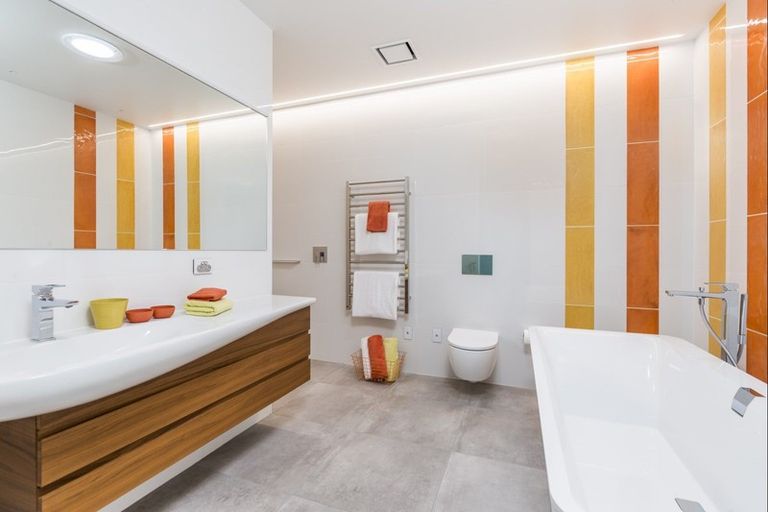 Photo of property in 10 Martingale Lane, One Tree Point, 0118