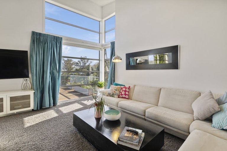 Photo of property in 8a Doon Street, Vauxhall, Dunedin, 9013