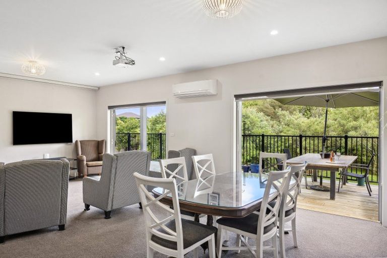 Photo of property in 6 Riverglen Drive, Haruru, 0204