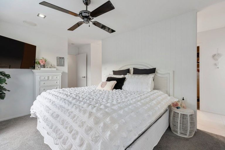 Photo of property in 43 Oceania Sands Way, Papamoa Beach, Papamoa, 3118