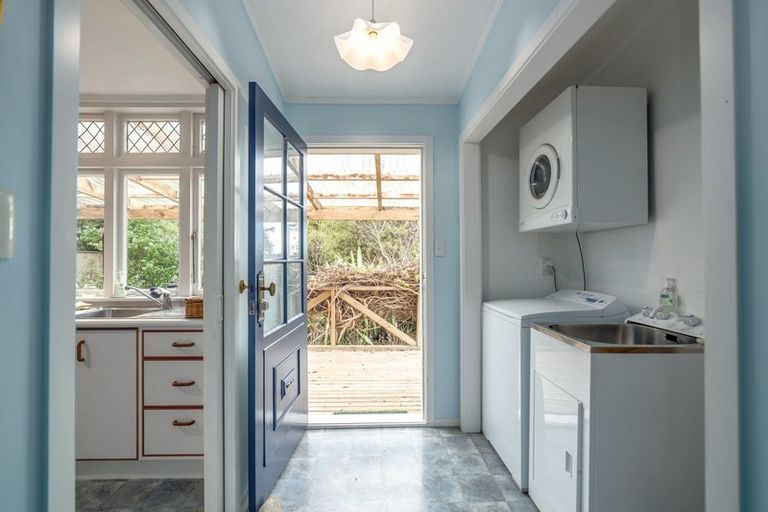 Photo of property in 43 Waite Street, Featherston, 5710