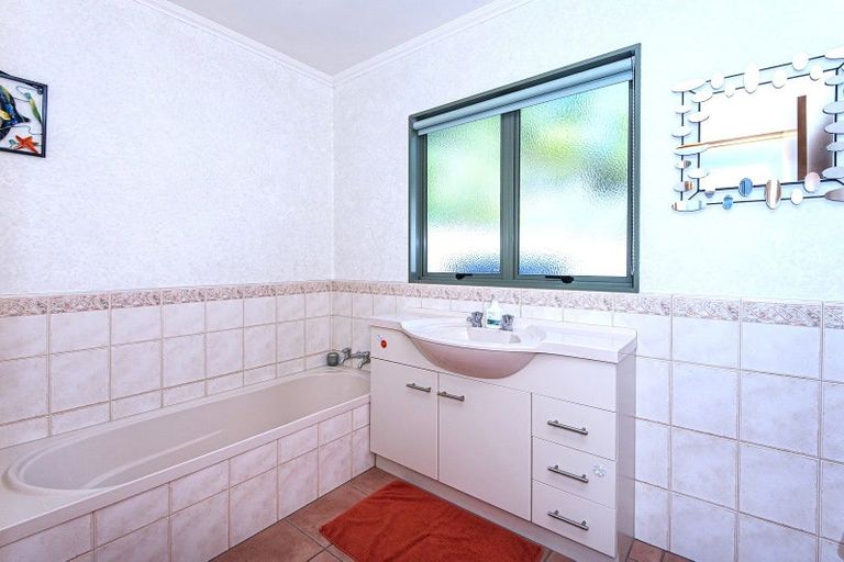 Photo of property in 9 Pukenui Road, Maunu, Whangarei, 0110