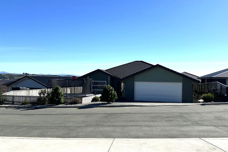 Photo of property in 10 Coppermine Crescent, Brightwater, 7022