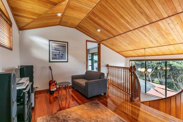 Photo of property in 134h Rangatira Road, Beach Haven, Auckland, 0626