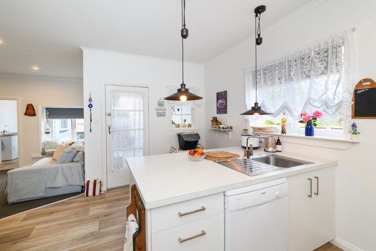 Photo of property in 5a Camden Street, Feilding, 4702