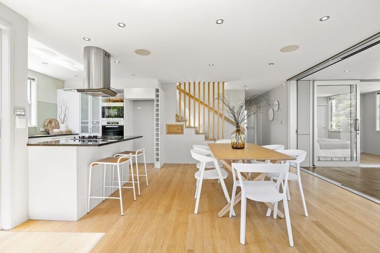 Photo of property in 44 Hill Road, Palm Beach, Waiheke Island, 1081