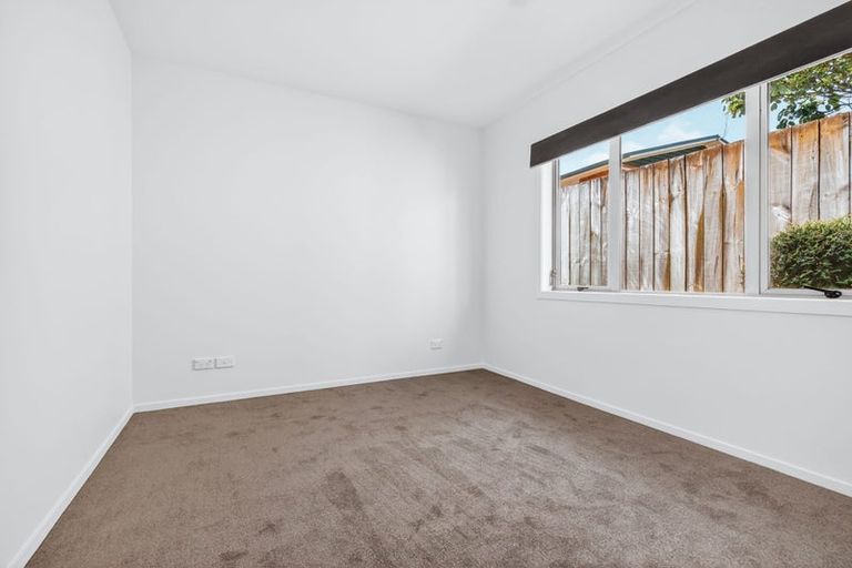 Photo of property in 2/18 Frederick Street, Two Mile Bay, Taupo, 3330