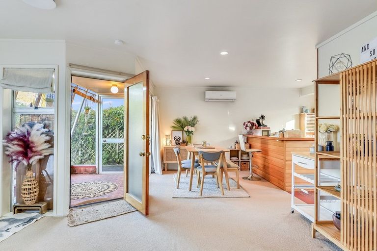 Photo of property in 15b Taylor Terrace, St Andrews, Hamilton, 3200