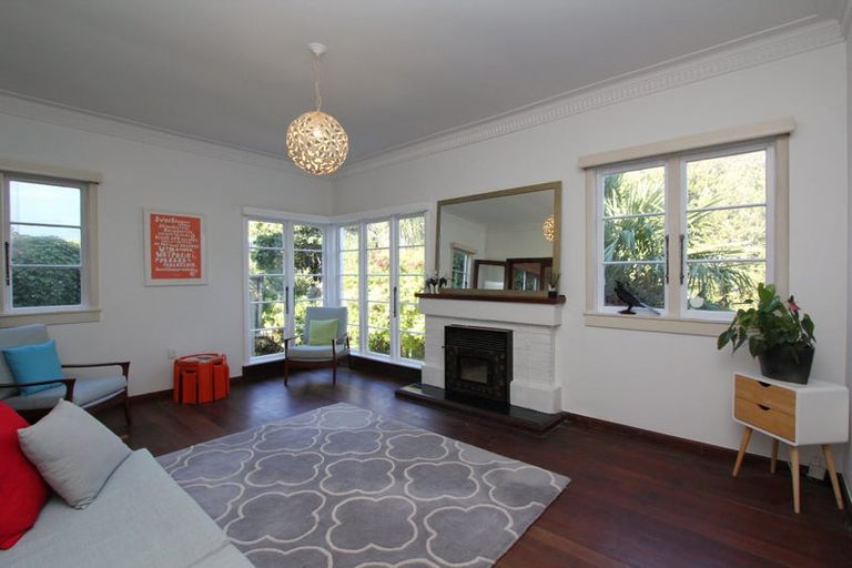 Photo of property in 12a Harvey Road, Bluff Hill, Napier, 4110