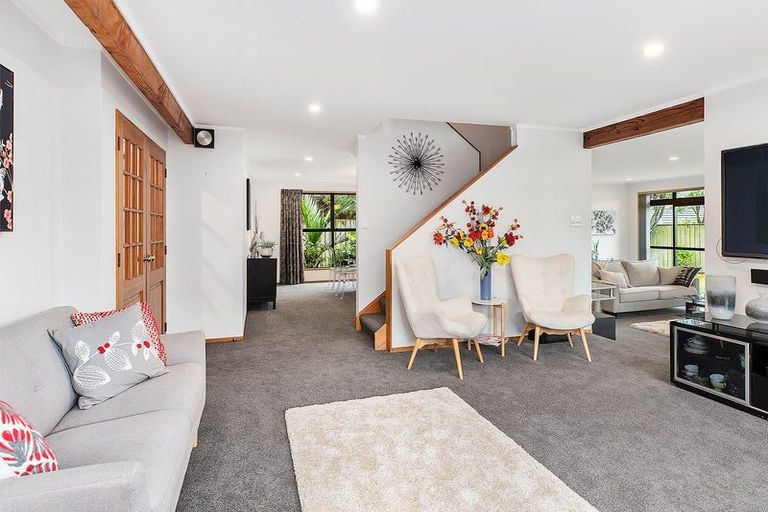 Photo of property in 12 Montrose Grove, Churton Park, Wellington, 6037