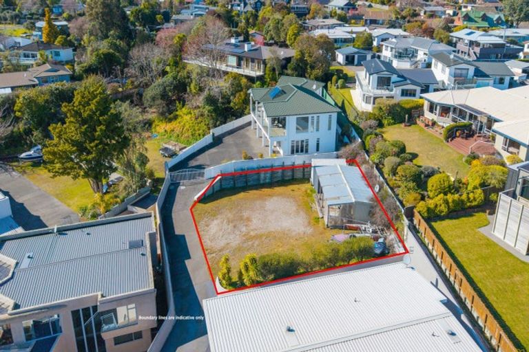 Photo of property in 380 Lake Terrace, Two Mile Bay, Taupo, 3330