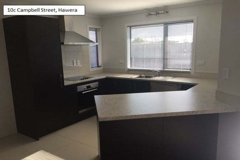 Photo of property in 10d Campbell Street, Hawera, 4610