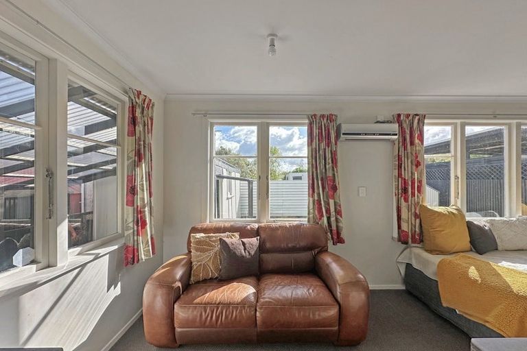 Photo of property in 4 Terrace Street, Aramoho, Wanganui, 4500