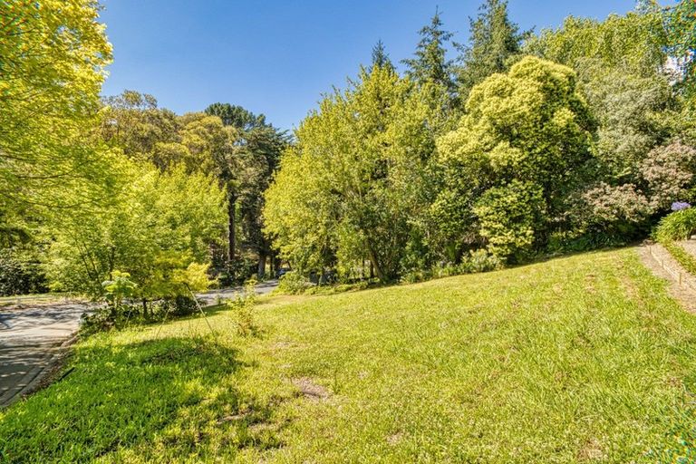 Photo of property in 84 Tauroa Road, Havelock North, 4130